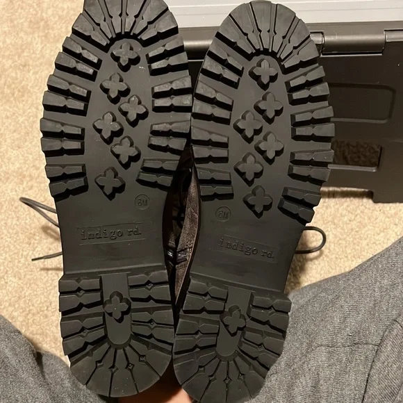 Indigo Rd. Shearling Winter Boots - Picture 4 of 4